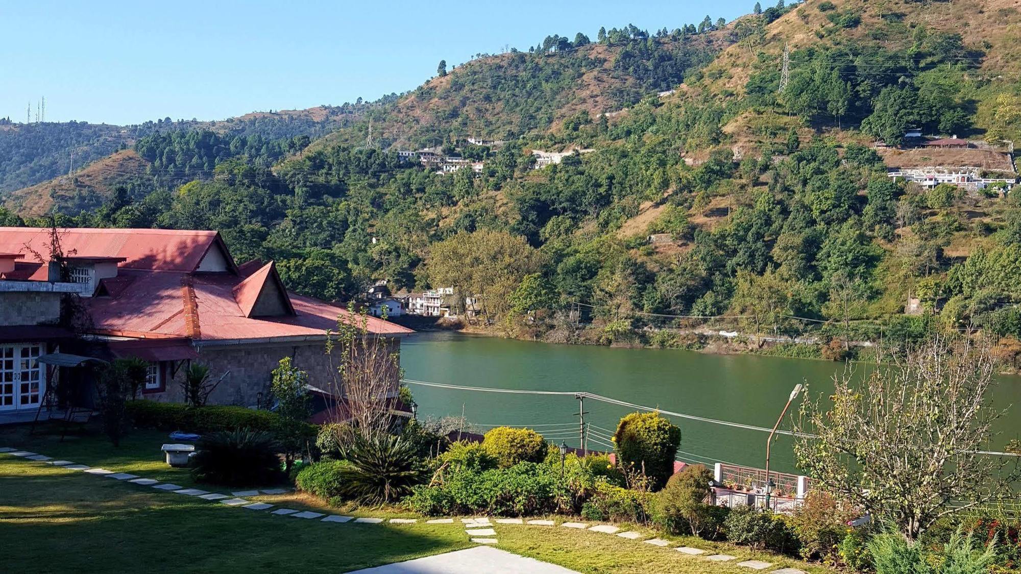 Neelesh Inn- A Luxury Lake View Hotel- 20 Kms From Nainital Bhimtal Exterior photo